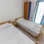 Kolaveri Resort