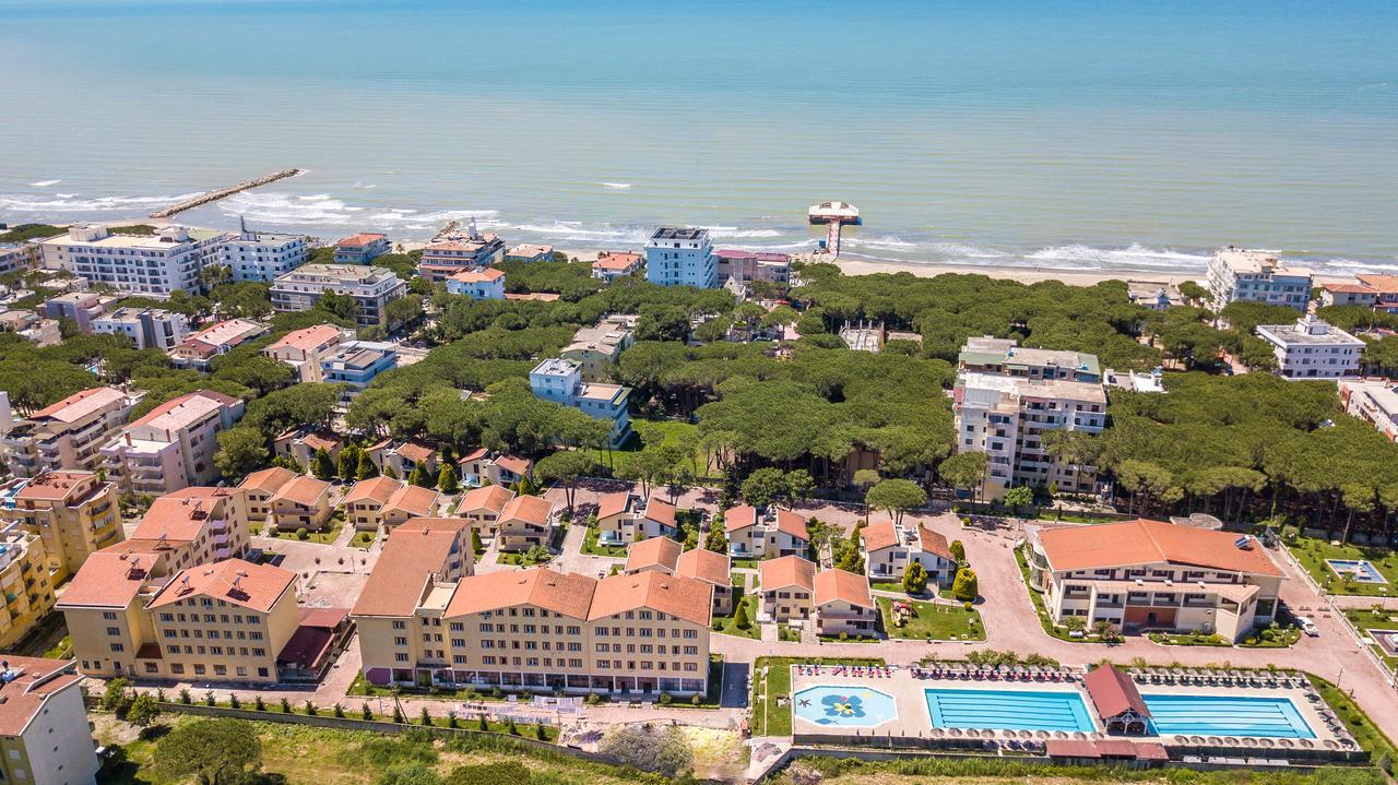 Kolaveri Resort Golem (Tirana)