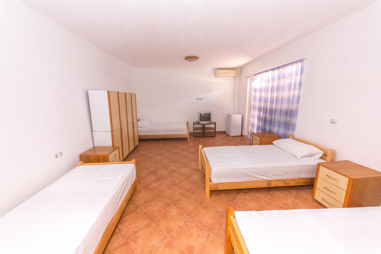 Kolaveri Resort 3*